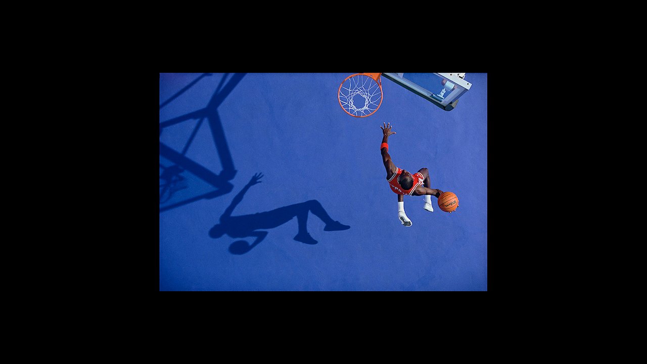 The Blue Dunk, Michael Jordan, Lisle, Illinois, 1987, © Walter Iooss Jr.