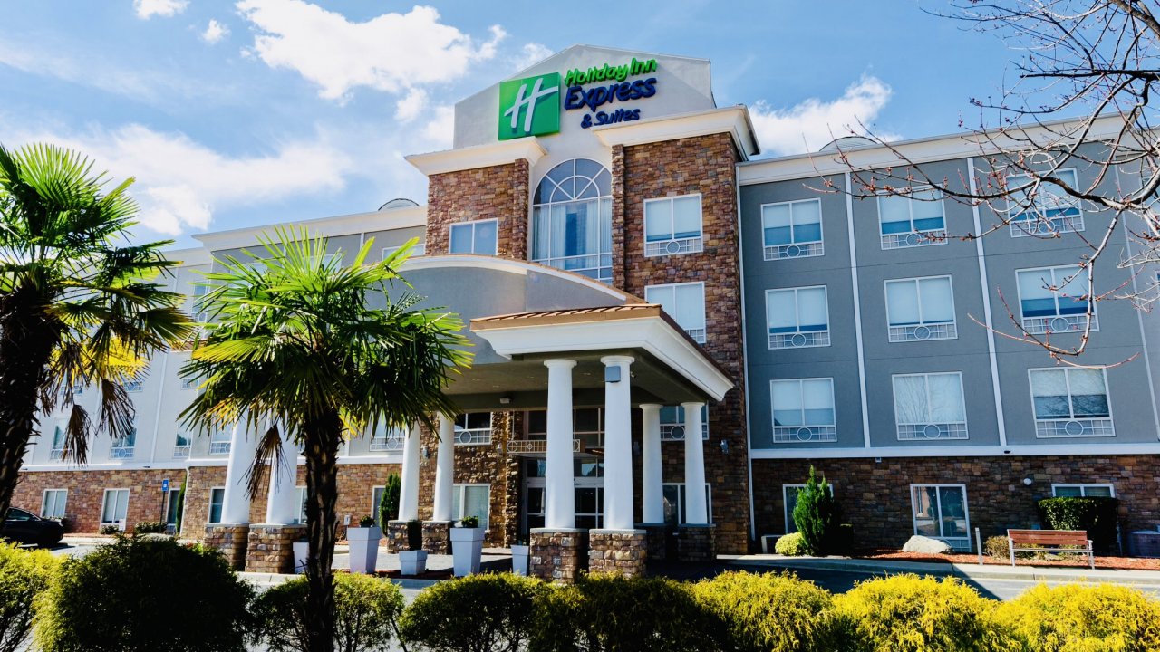 Holiday Inn Express & Suites ATL West