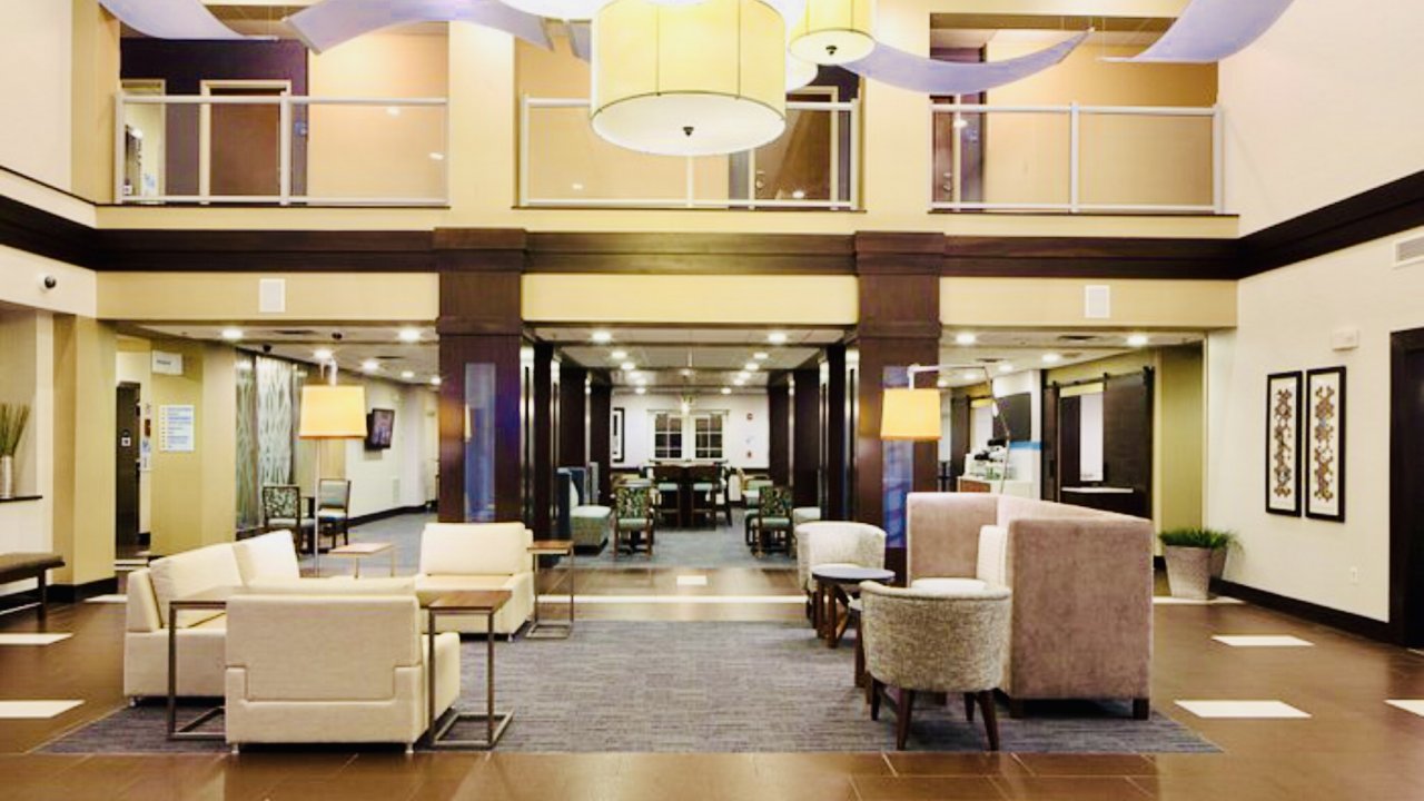 Holiday Inn Express & Suites ATL West
