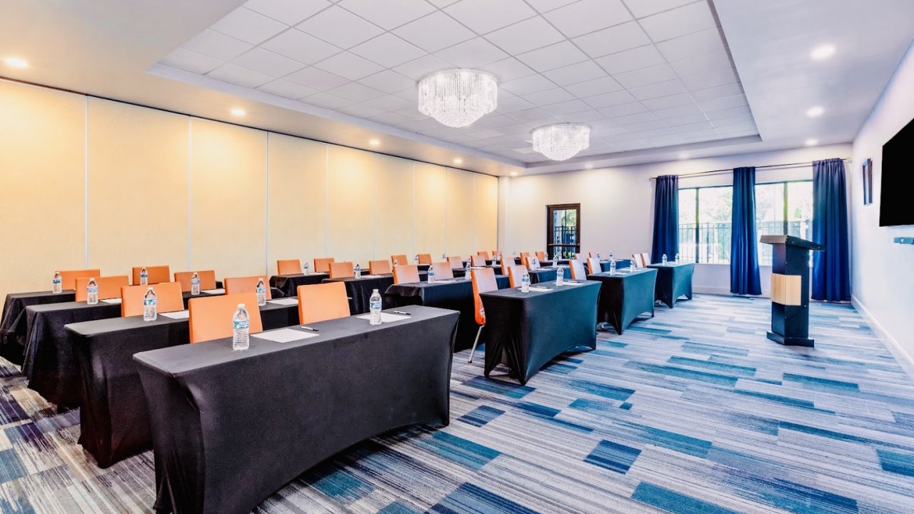 Holiday Inn Express & Suites  - Orlando I-Drive