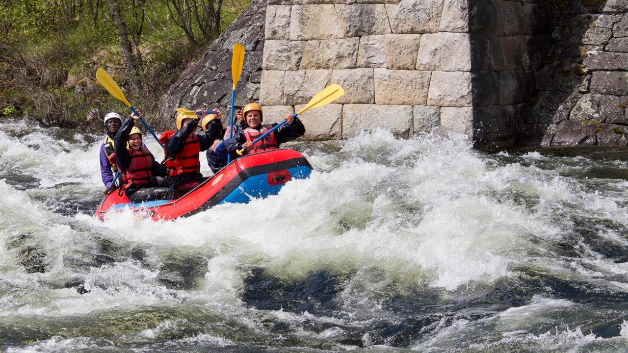 Opplev rafting i Numedalsl?gens friske vann