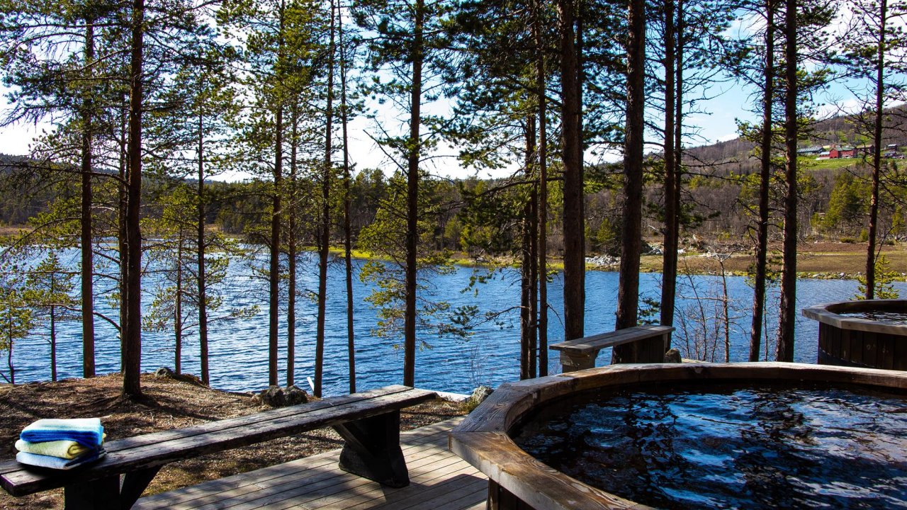 Varme badestamper venter etter raftingturen