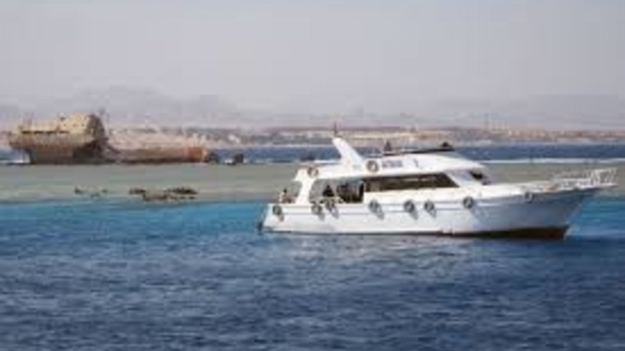 Sharm with ease Trian isalnd snorkeling