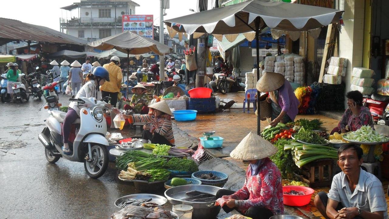 Local Vietnamese Market
