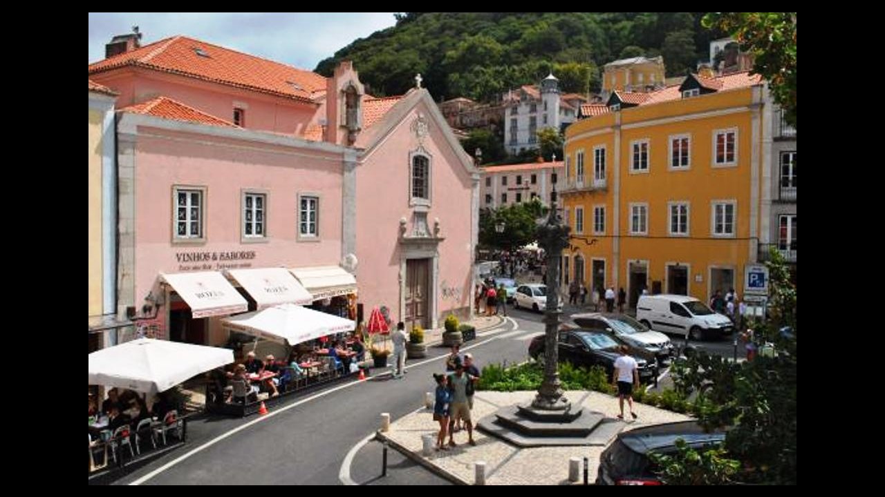 Square in Sintra