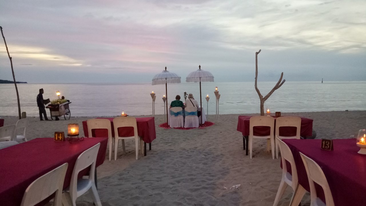 Seafood Sunset Dinner