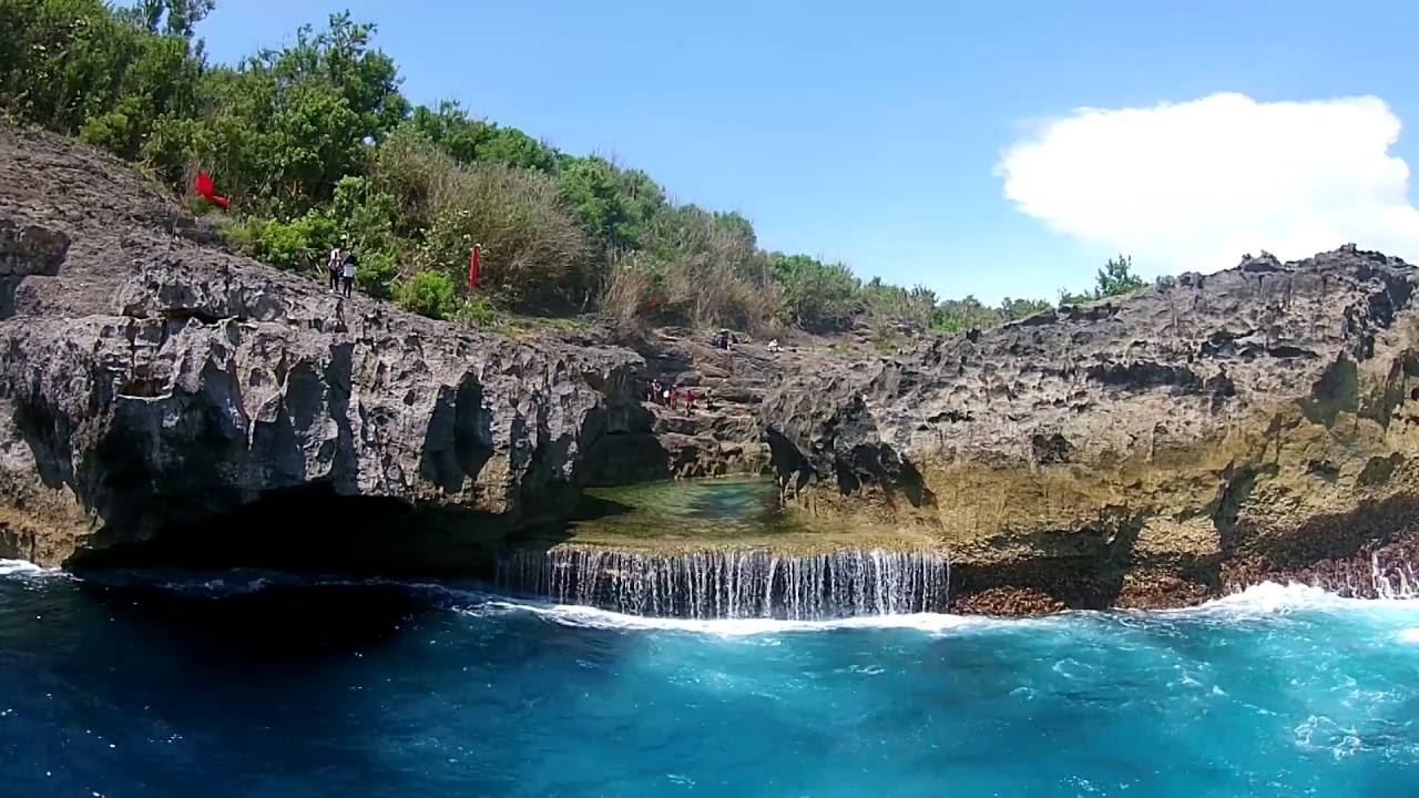 Angel Bilabong Beach