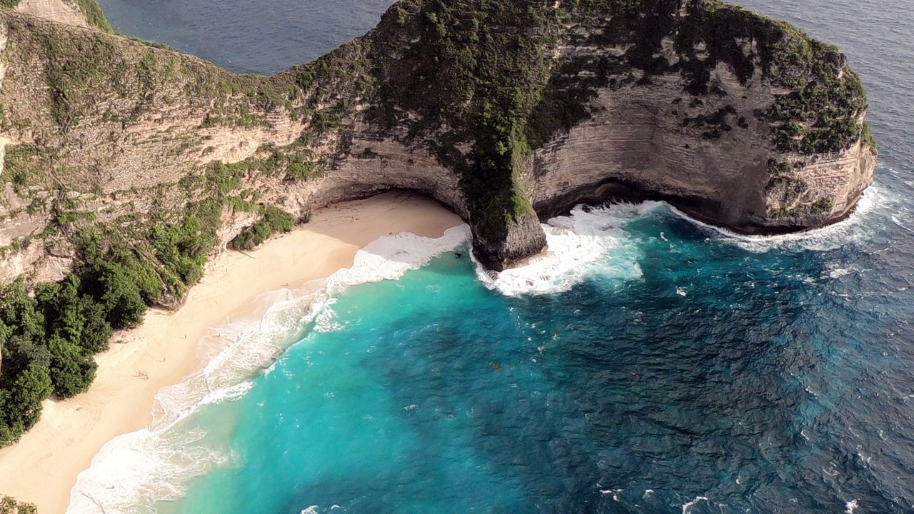 Kelingking Beach2