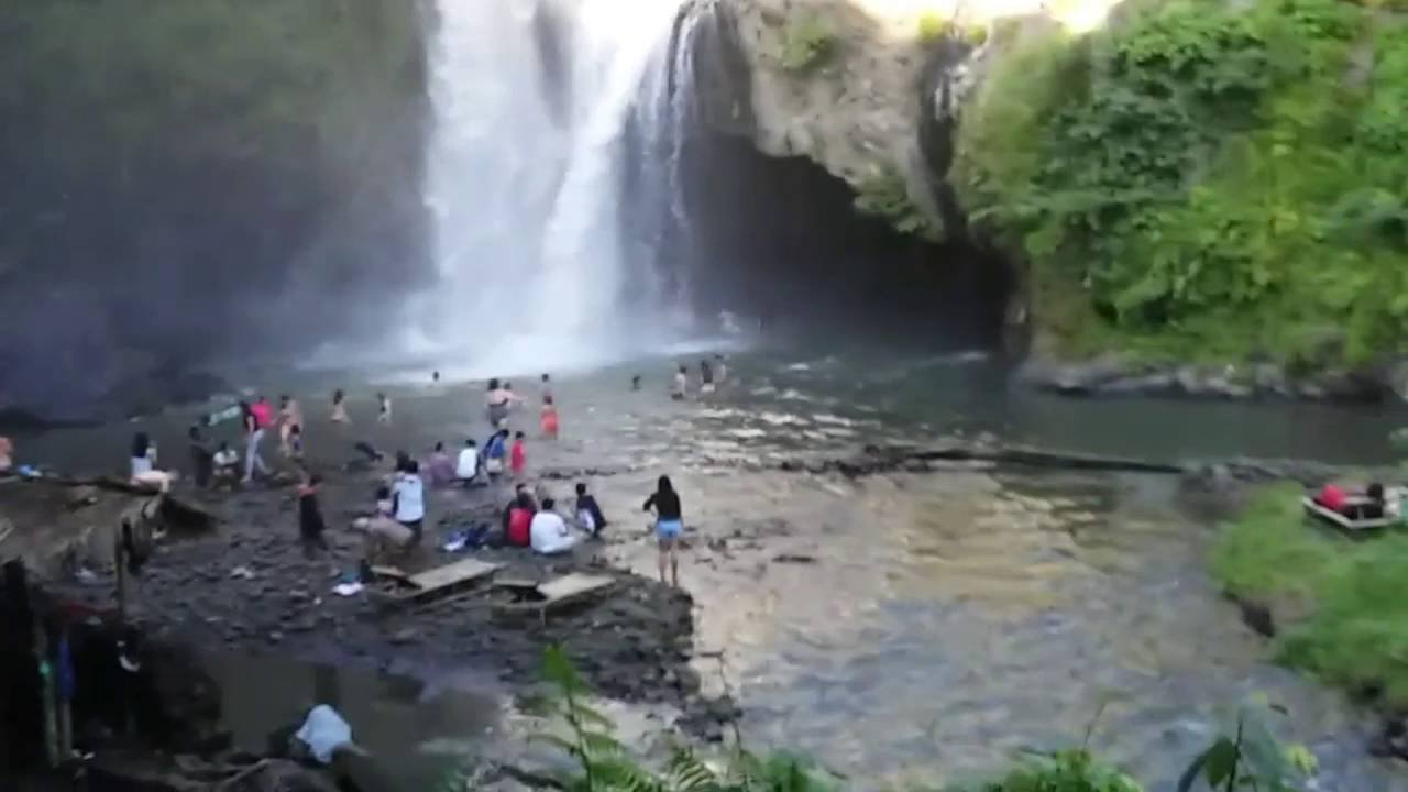 Tegenungan Wataer Fall