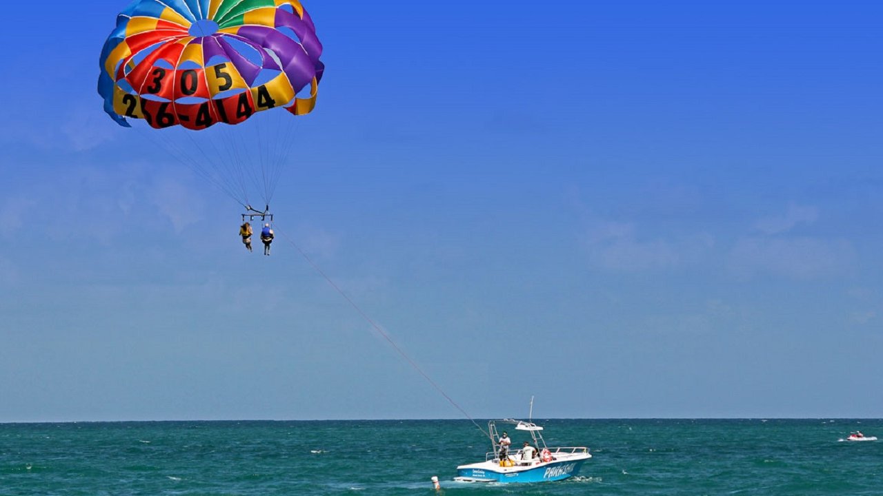 ADVENTURE PARASAILING
