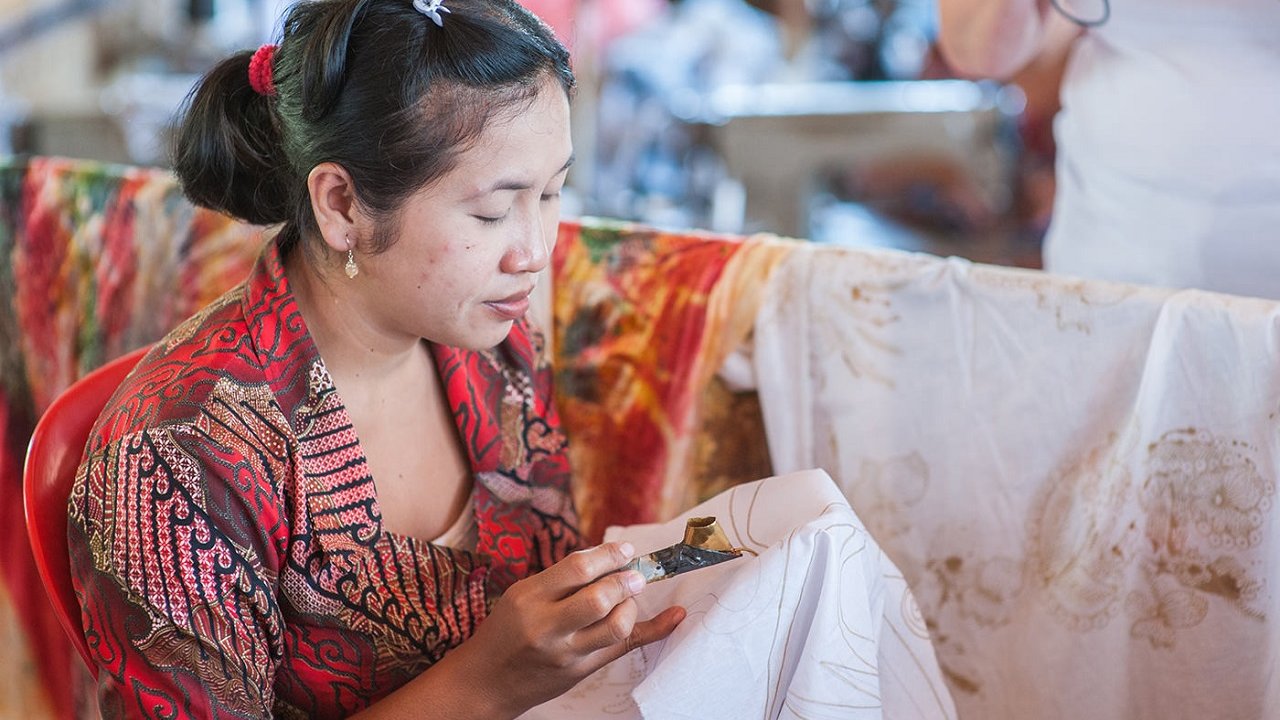 Batik Weaving