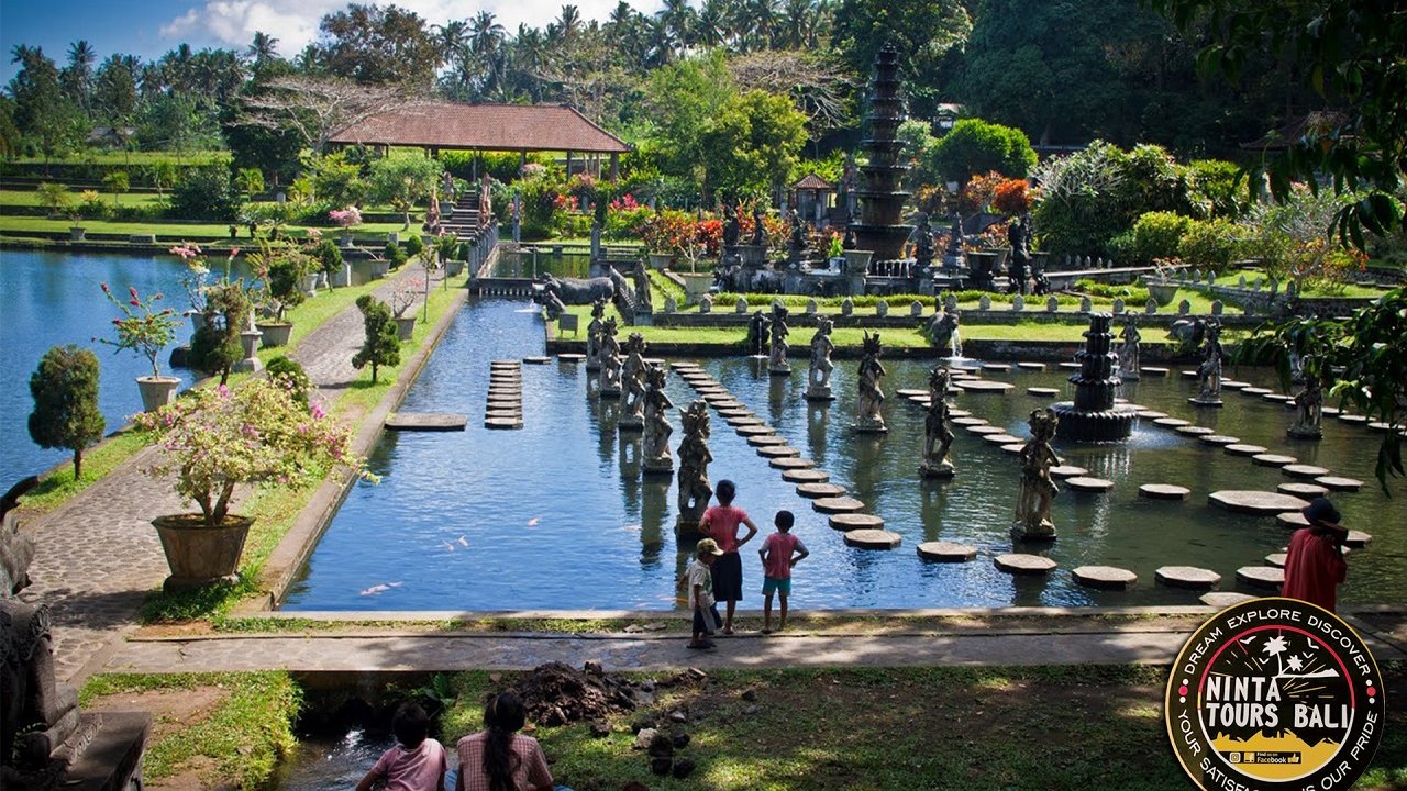 TIRTA GANGGA PALACE