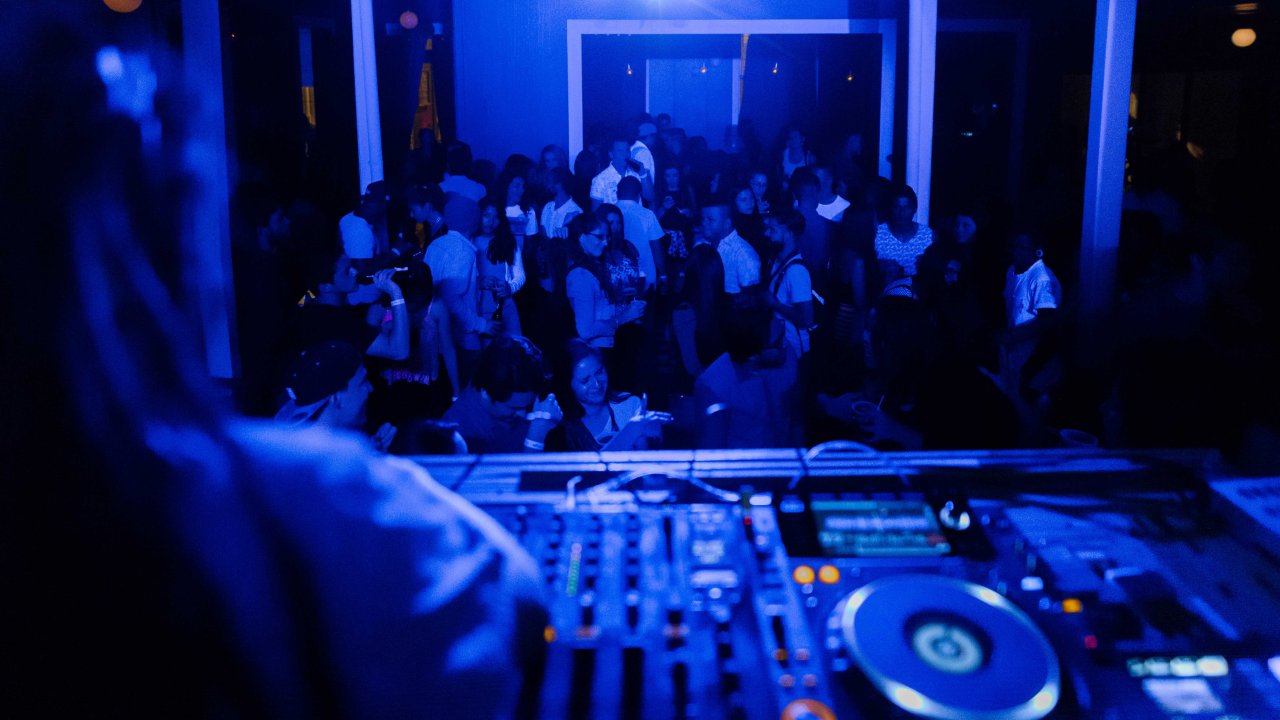 Pub Crawl Costa Rica - best party in San Jose