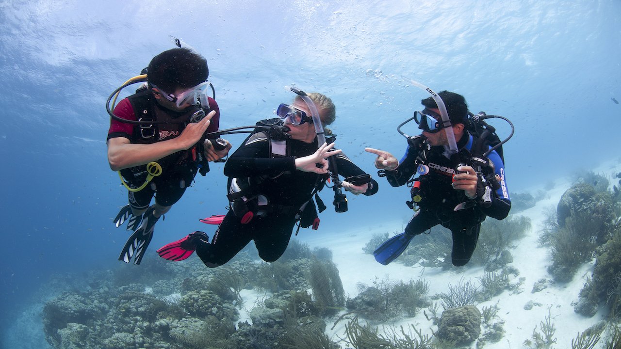 PADI DEEP DIVER COURSE