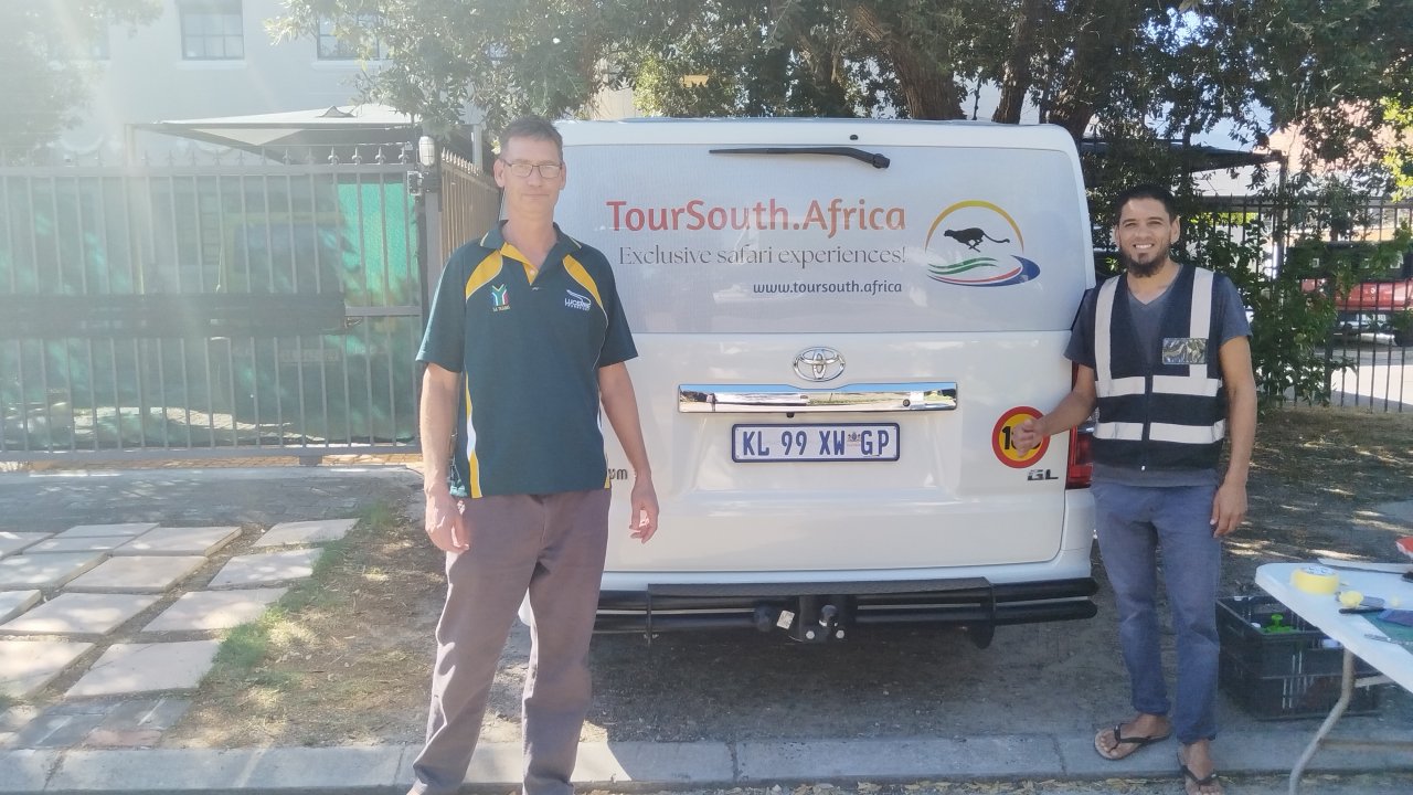 Tour minibus