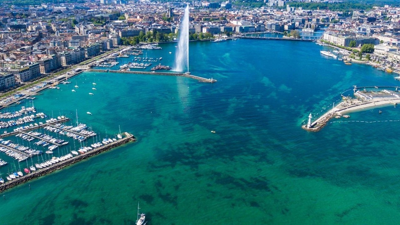 Aerial View Geneva lake
