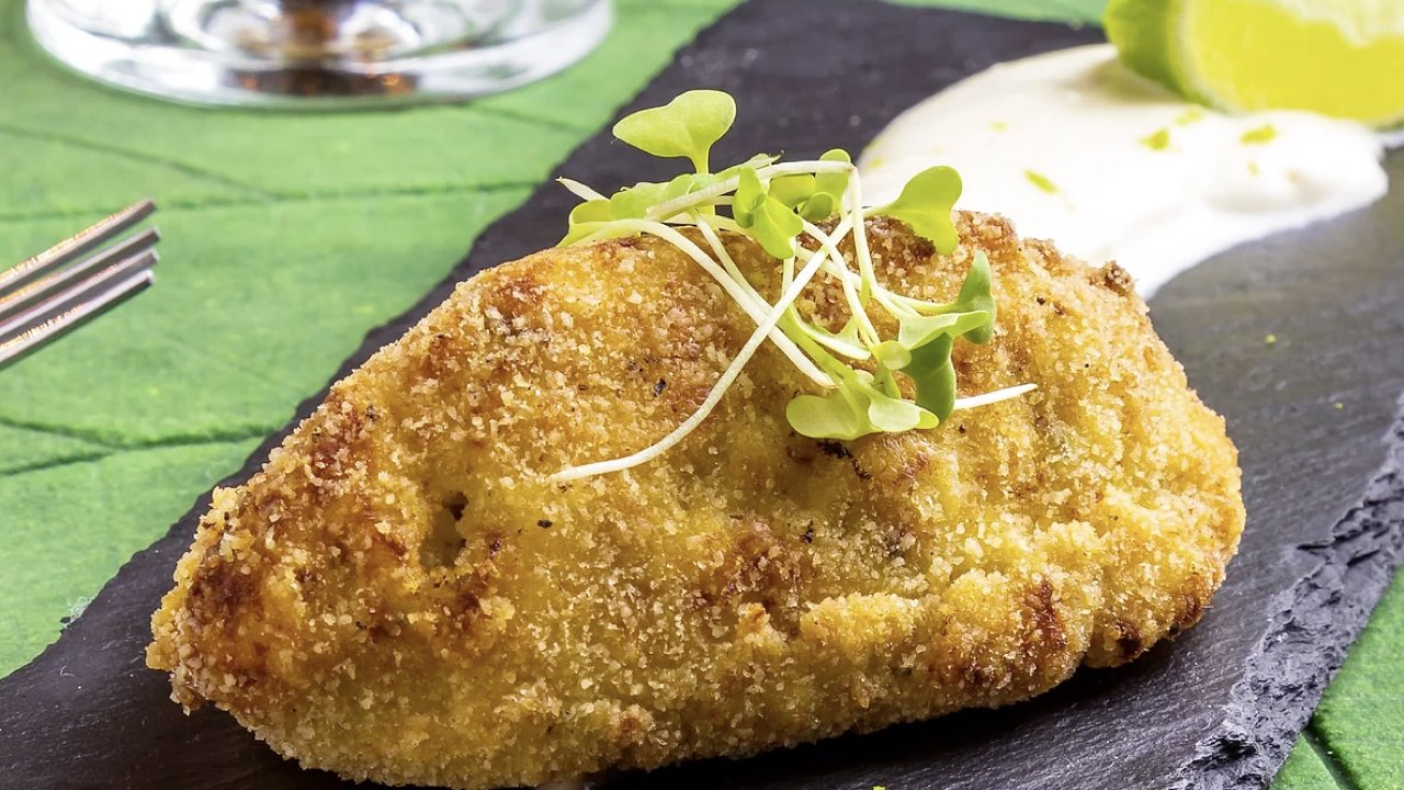 Bolinho de Siri com maionese de limão