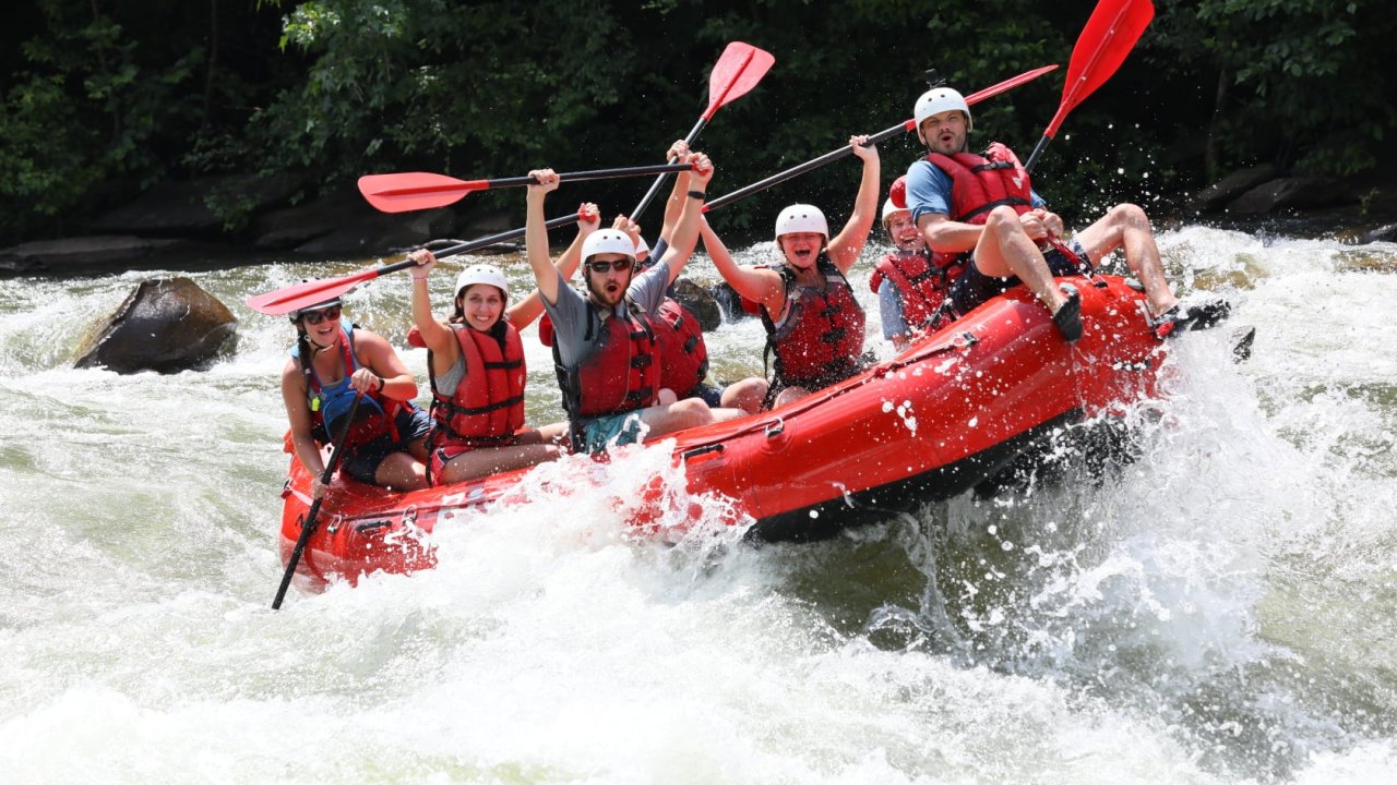 CLASSIC MIDDLE OCOEE RIVER RAFTING - BIG FROG