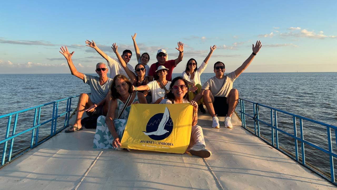 Afternoon Floating Village Tour in Siem Reap with Countryside Sunset 