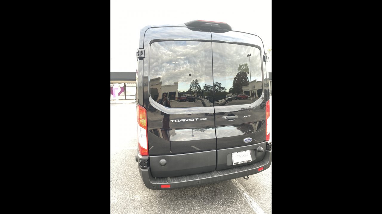 Executive Fleet Deluxe Houston Airport to Galveston Cruise Terminal