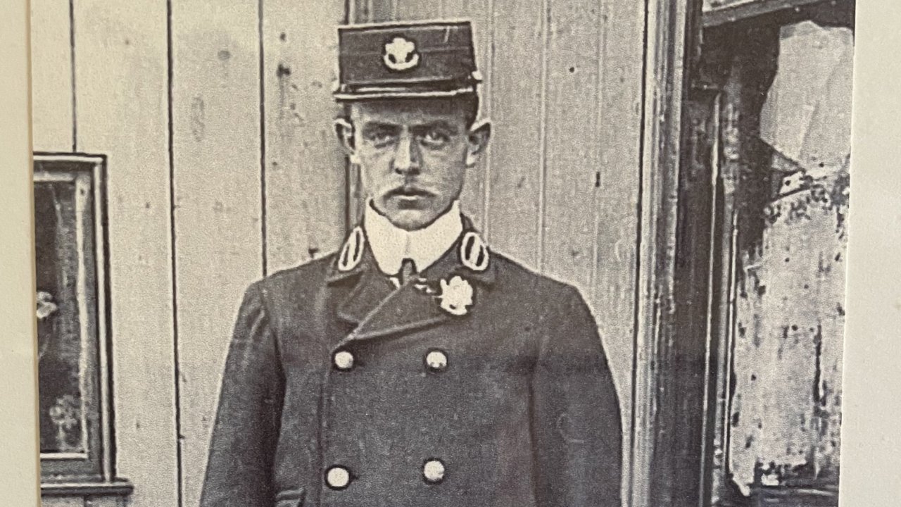 the last stationmaster