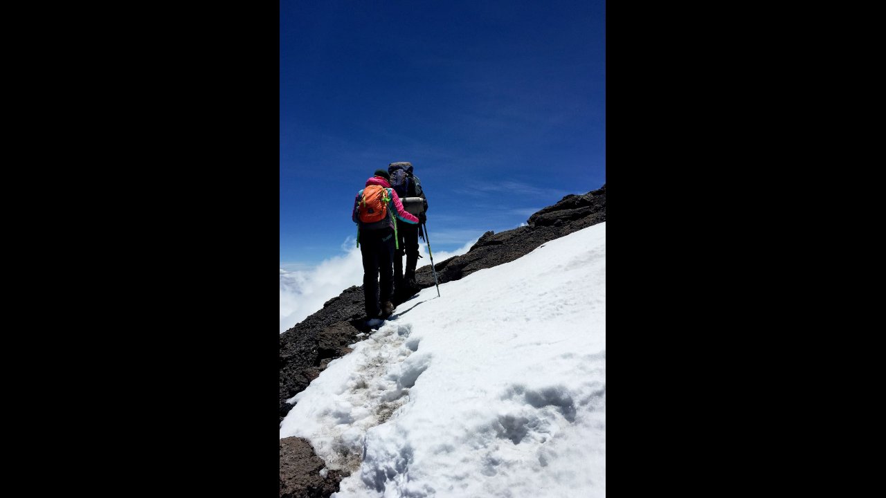 Mt kilimanjaro .