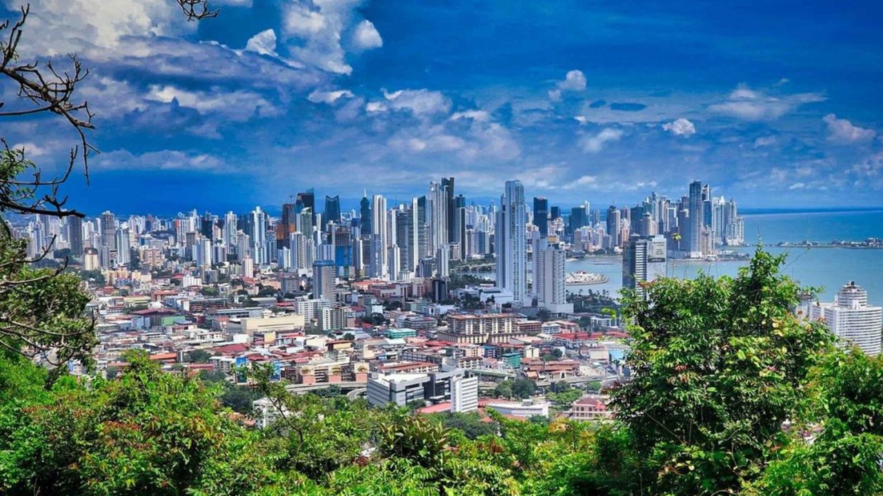 Private Panama City tour with Casco Viejo