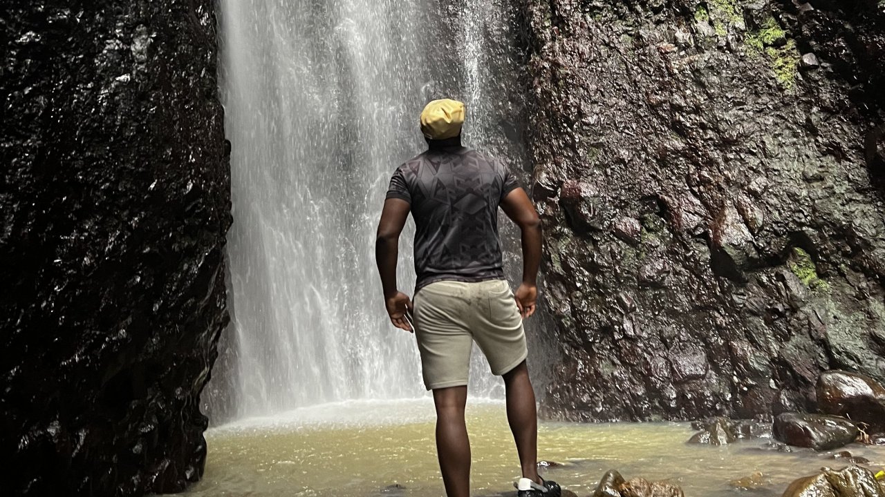 Bwa Nef Falls, Penville