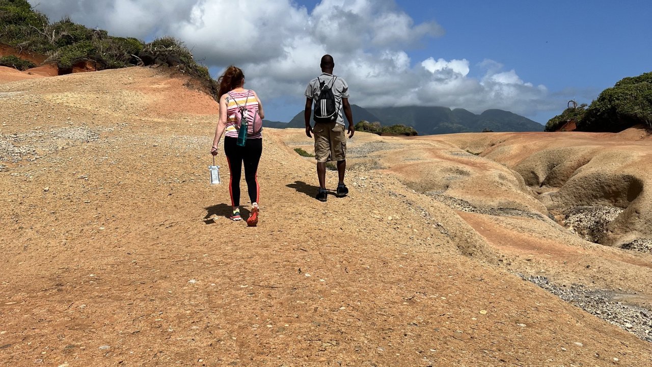 Red Rocks, Calibishie