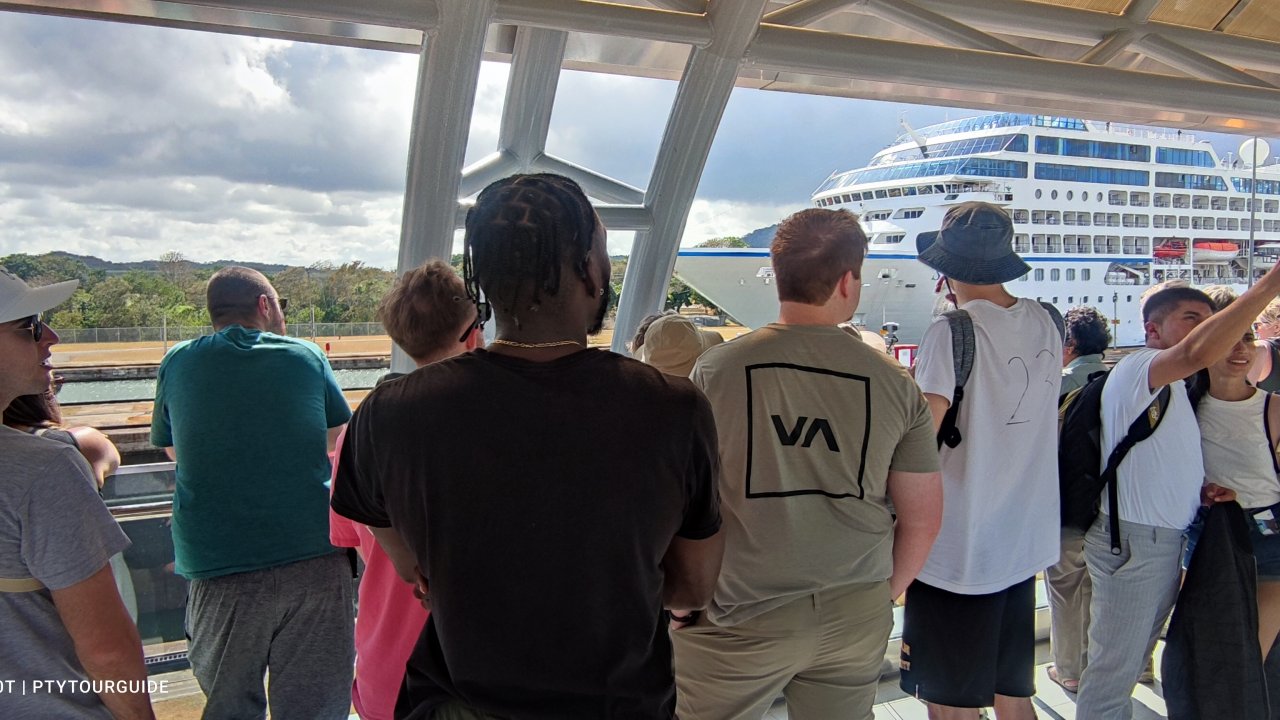 Miraflores Locks - Observation Deck