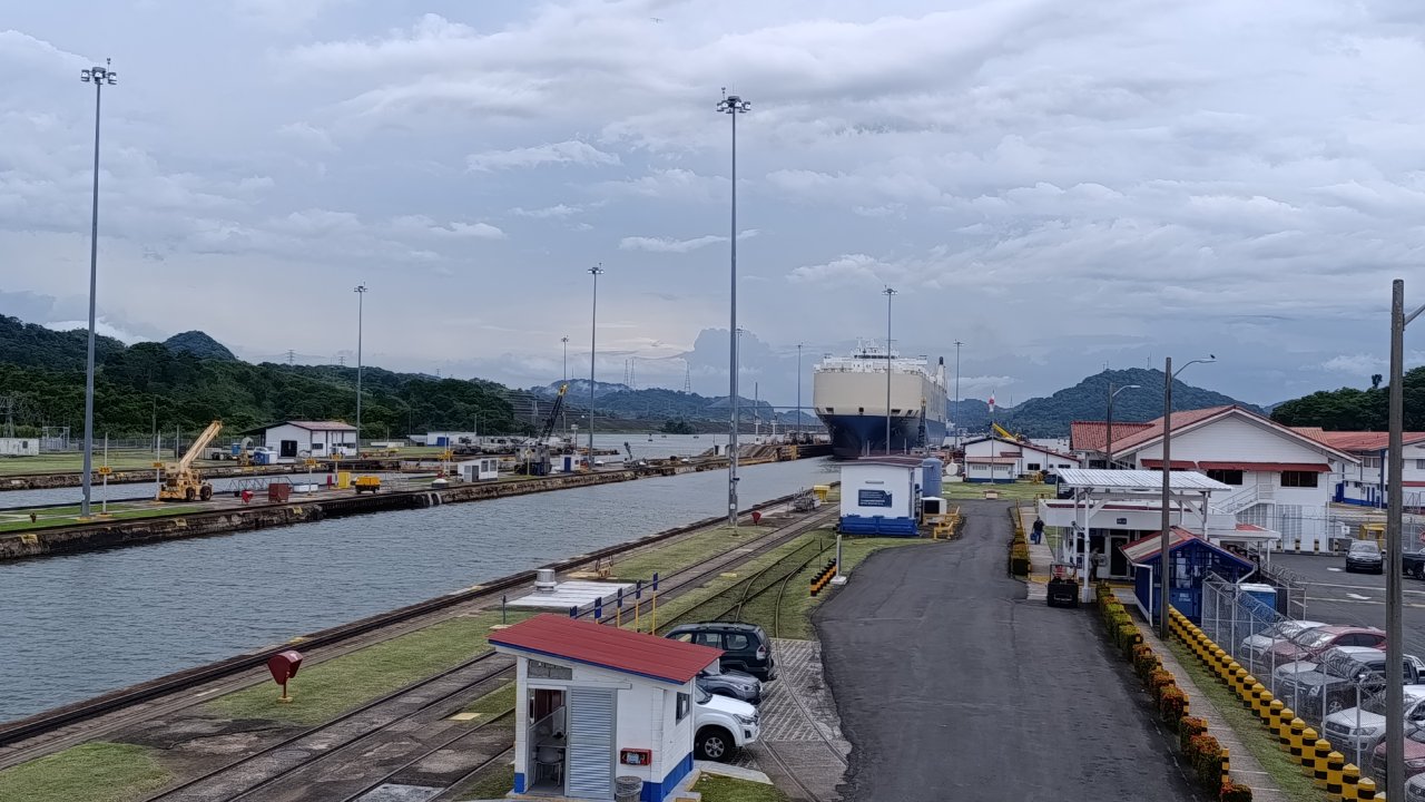 Miraflores Locks - Observation Deck