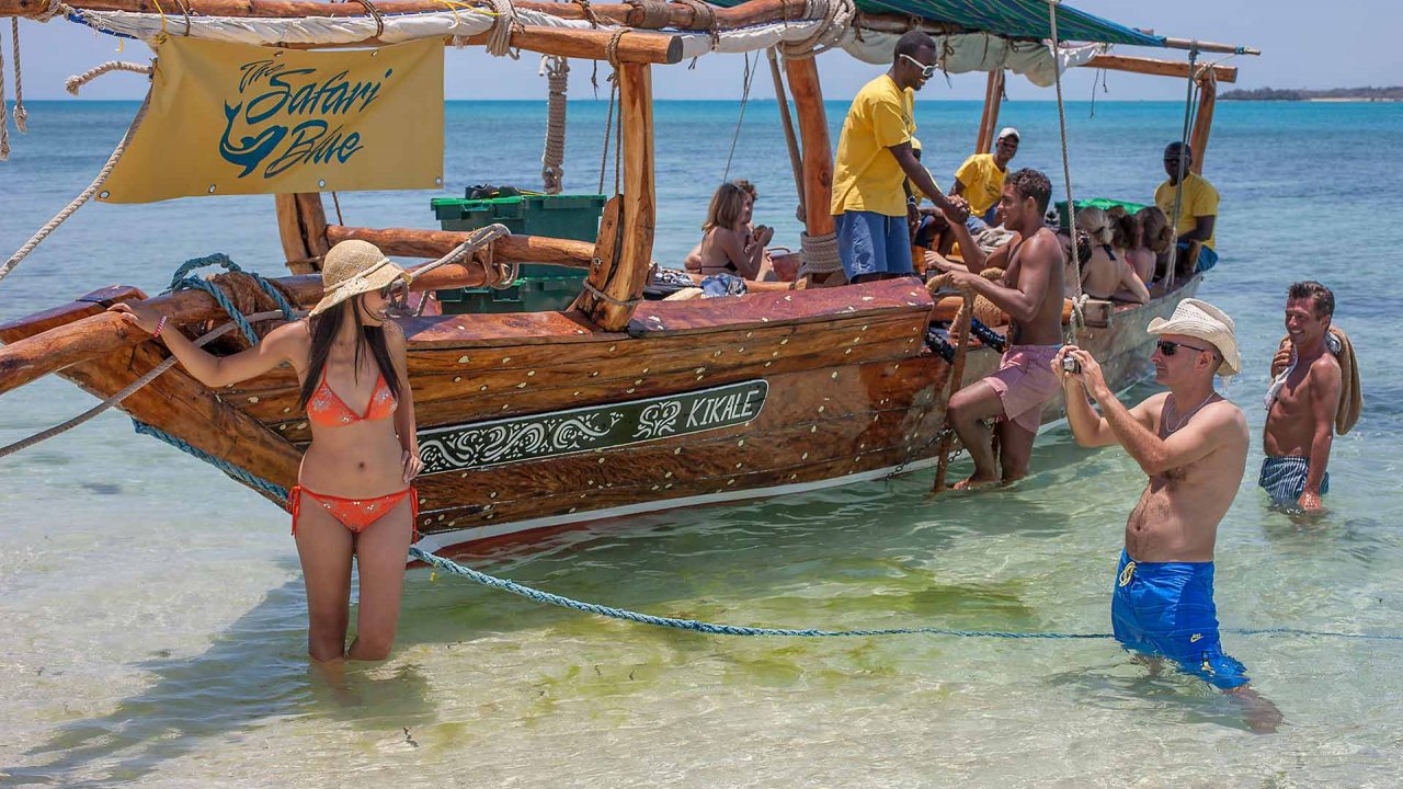 Full-day cruise Safari blue Zanzibar + Lunch