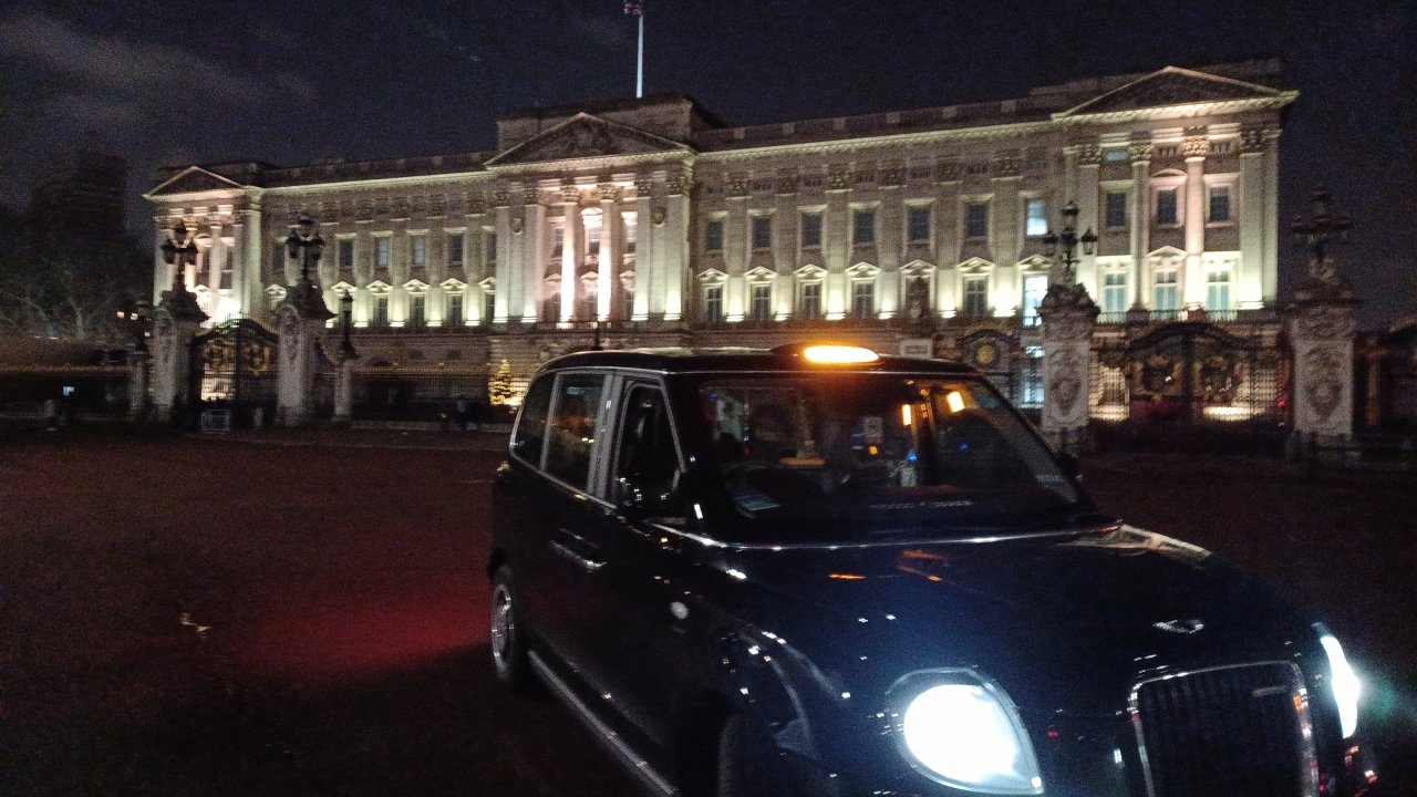 London History Taxi Tours www.londonhistorytaxitours.com Black Taxi Tours of London London Black Taxi Tours London Black Cab Tours Black Cab Tours of London