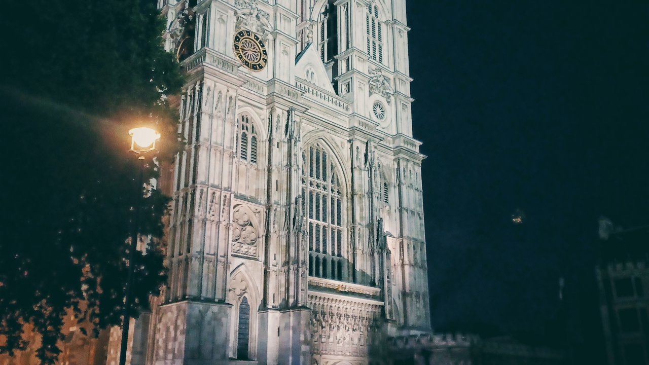 London History Taxi Tours www.londonhistorytaxitours.com Black Taxi Tours of London London Black Taxi Tours London Black Cab Tours Black Cab Tours of London