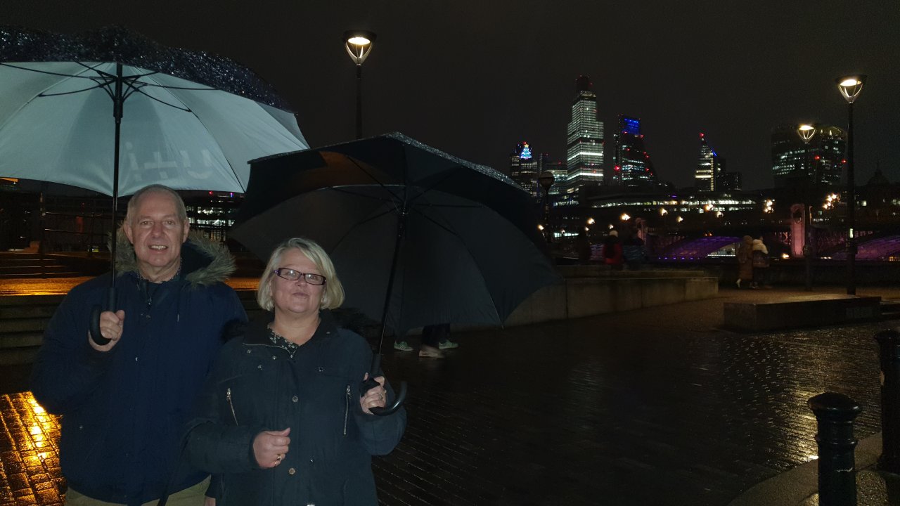 London History Taxi Tours www.londonhistorytaxitours.com Black Taxi Tours of London London Black Taxi Tours London Black Cab Tours Black Cab Tours of London