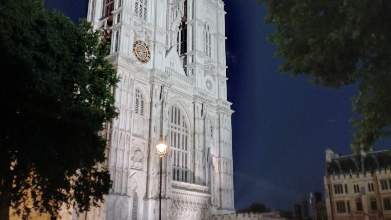 London History Taxi Tours www.londonhistorytaxitours.com Black Taxi Tours of London London Black Taxi Tours London Black Cab Tours Black Cab Tours of London