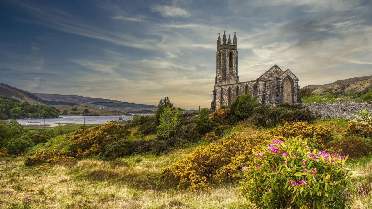 Old Dunlewey church
