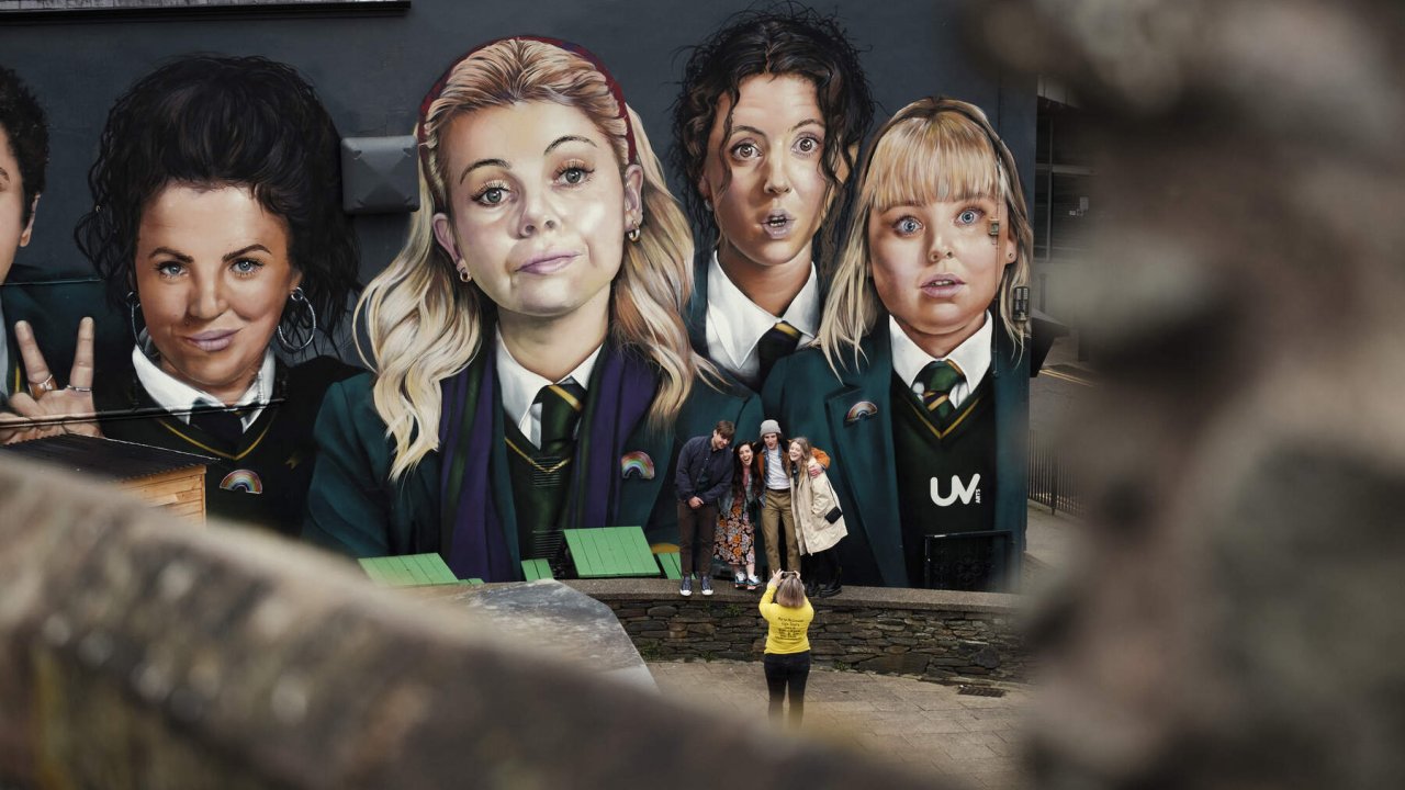 'Derry Girls' Mural