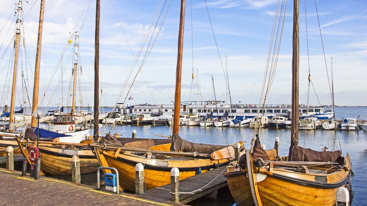 Volendam harbor