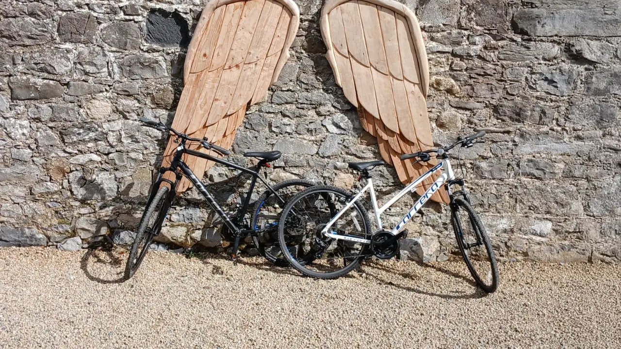 Hybrid Bikes