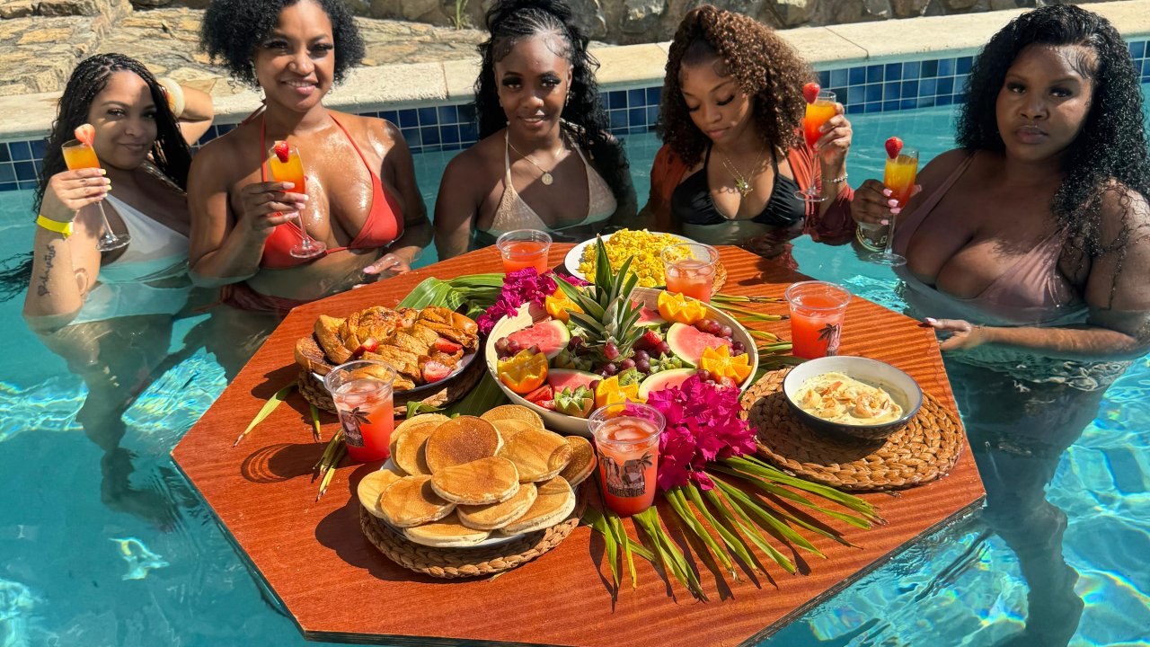 Tropical Table