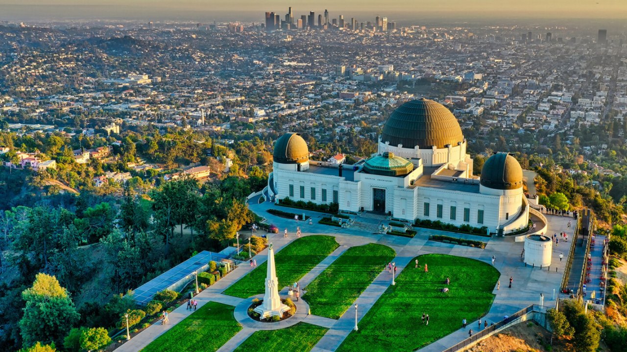 Griffith Observatory E-Bike Tour with Scott in Los Angeles