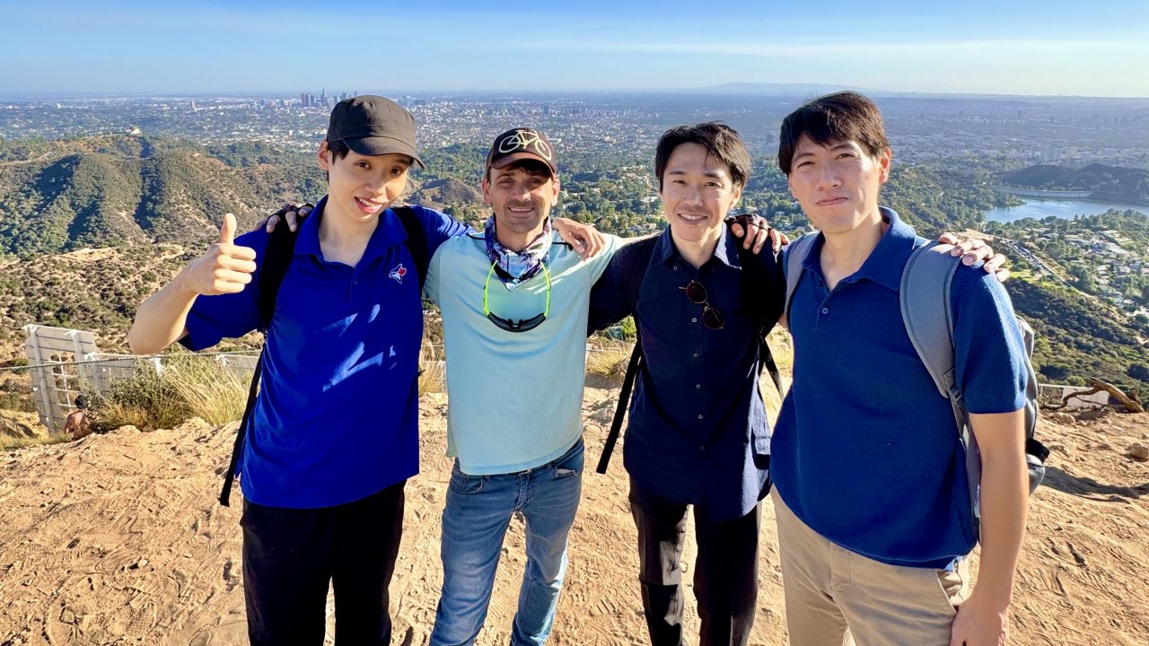Hollywood Sign Peak E-Bike Tour with Scott in Los Angeles