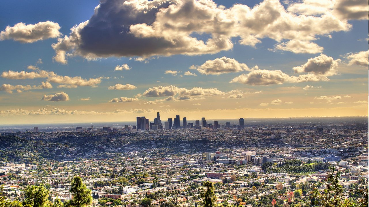 See beautiful views of Los Angeles