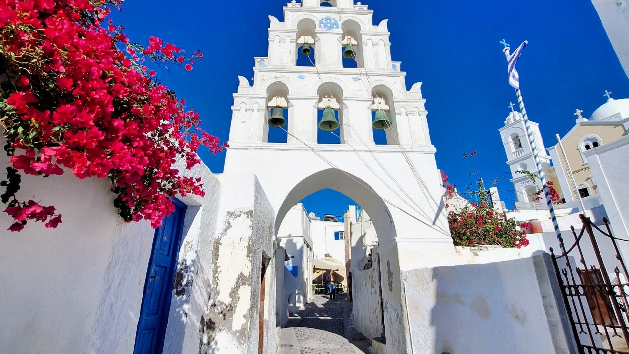 Inland Santorini village stop, Megalochori
