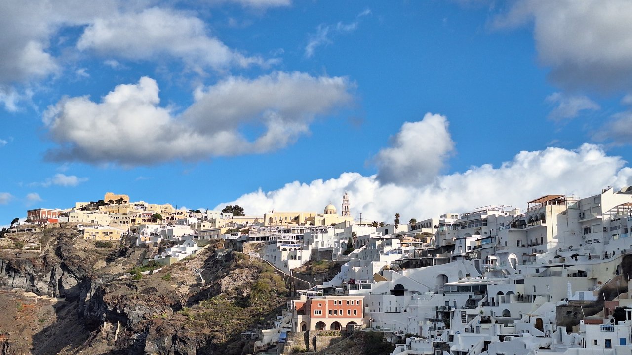 Fira Town timed just right
