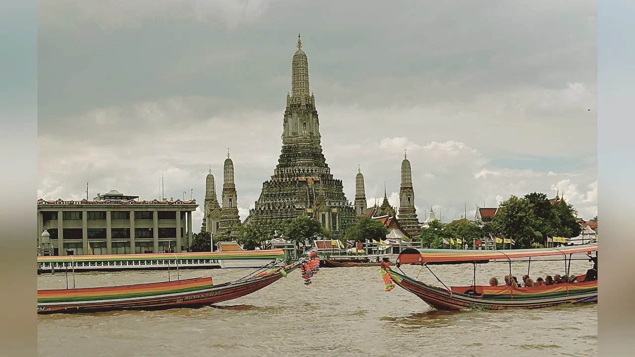 🛶  The Thonburi Klong Edit