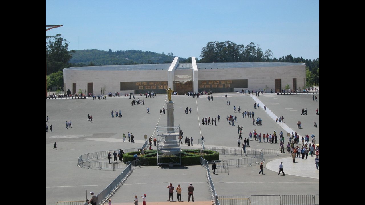 <b>Fatima - Holy Trinity Church</b>