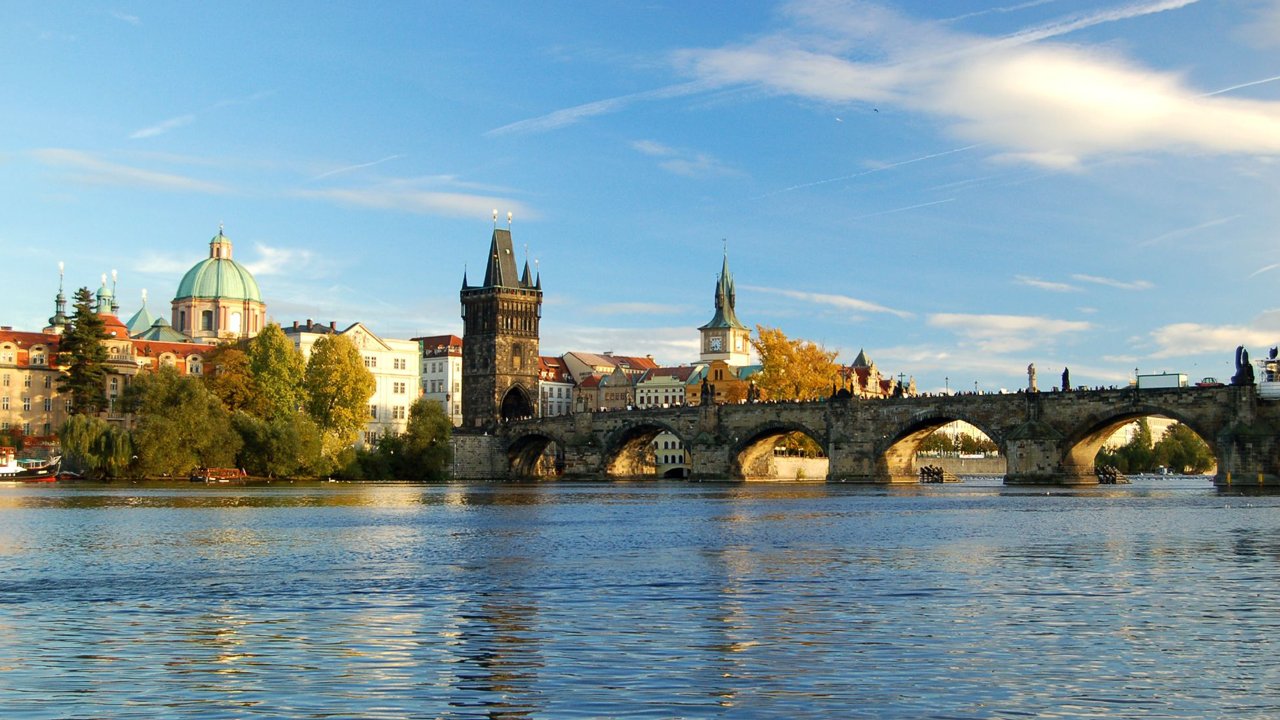 Prague DETOUR